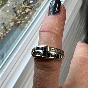 14 kt Gold and Sapphire Stone Ring.  Beautiful!
